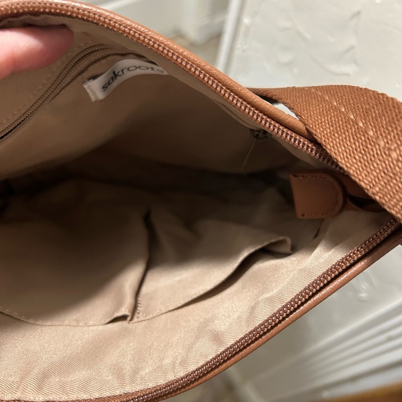 Sakroots Patterned Floral Crossbody Bag in Brown and Pink - Picture 7 of 7